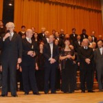 Hosté a patroni na slavnostním křtu prvního oficiálního CD sboru SMEŤANA: doc. Luboš Klimeš, primátor HK Otakar Divíšek, Václav Uhlíř, Dana Ludvíčková, ředitel FHK Václav Derner, výtvarník grafiky na čelní straně CD Jiří Šindler.