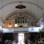 pohled do kostela sv. Mikuláše