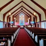 Interiér v Lakeside Presbyterian Church