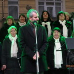 Jan Jiráček zdraví posluchače před vystoupením